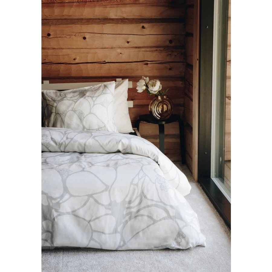 Vallila Makeba Satiini Pussilakanasetti 4 Vallila Makeba Satiini Pussilakanasetti - Image 2