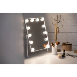 Lumio Lights Hollywood Peili 12 Lamppua Valkoinen -Kärkkäinen 6438014320939 2